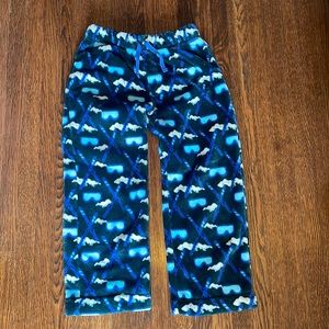 Vineyard, vines, fleece, PJ pants size 6